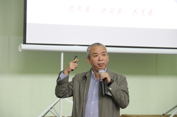 2.謝志潔