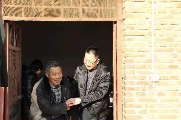 扶貧，扶的就是“人心” ——河南省藥監(jiān)局精準(zhǔn)扶貧工作紀(jì)實(shí)