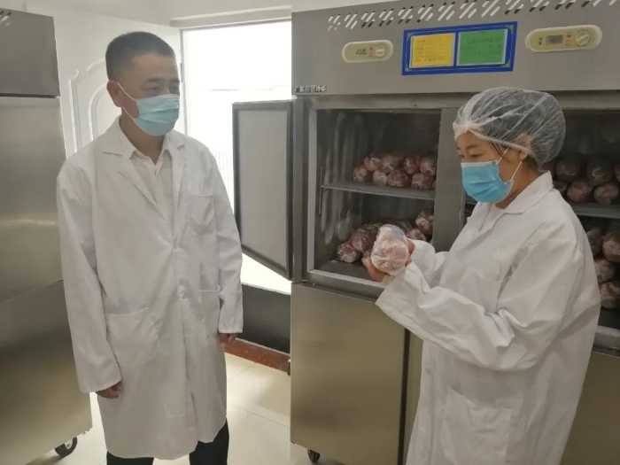 赤峰市市場監(jiān)管部門24小時駐點 保障高考考點食品安全
