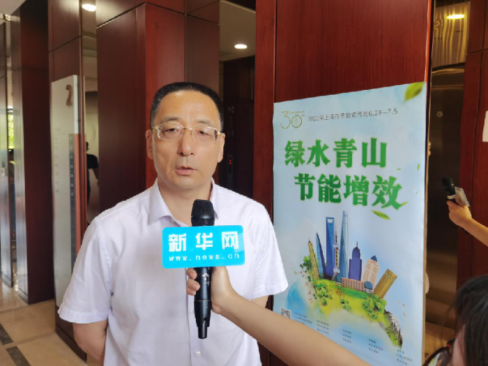 老盛昌董事長余維明接受新華網(wǎng)采訪。