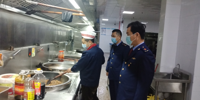 圖為檢查現(xiàn)場。