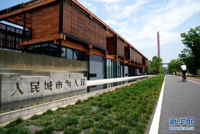 由百年工業(yè)遺址改造成的楊浦濱江人民城市建設(shè)規(guī)劃展示館（5月15日攝）。新華社記者 劉穎 攝