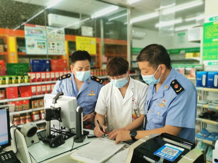 圖為檢查現(xiàn)場(chǎng)。