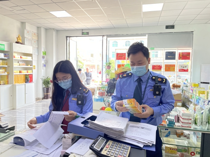 圖為檢查現(xiàn)場。
