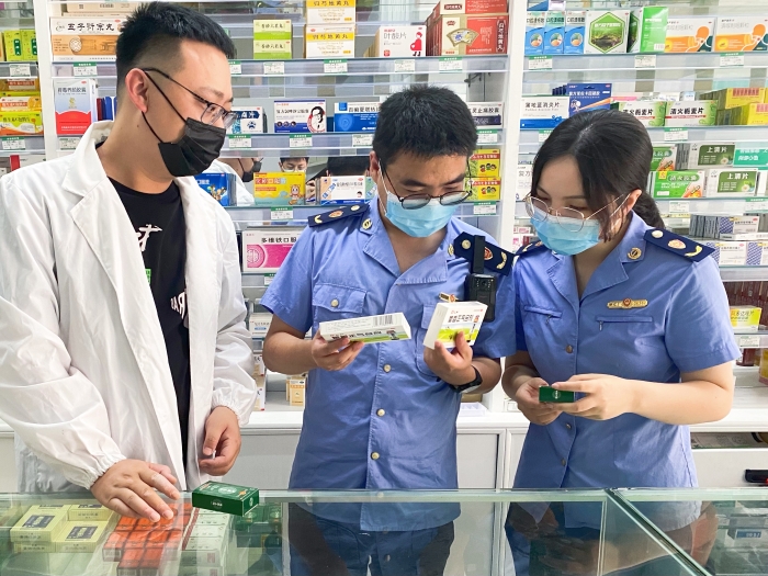 圖為檢查現(xiàn)場。