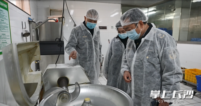 長沙：召開警示約談會督導餐飲企業(yè)落實食品安全主體責任