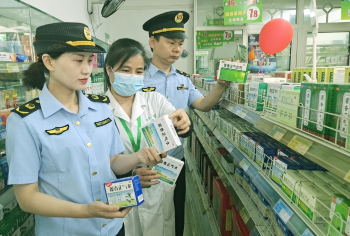 圖為檢查現(xiàn)場(chǎng)。