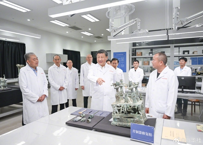 習(xí)近平在四川考察調(diào)研