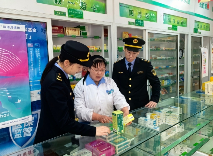 圖為檢查現(xiàn)場。