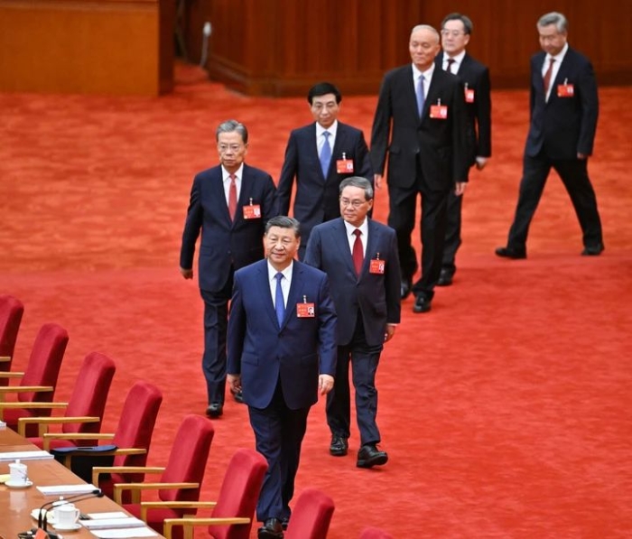 中國共產黨第二十屆中央委員會第三次全體會議，于2024年7月15日至18日在北京舉行。這是習近平、李強、趙樂際、王滬寧、蔡奇、丁薛祥、李希等步入會場。新華社記者 岳月偉 攝